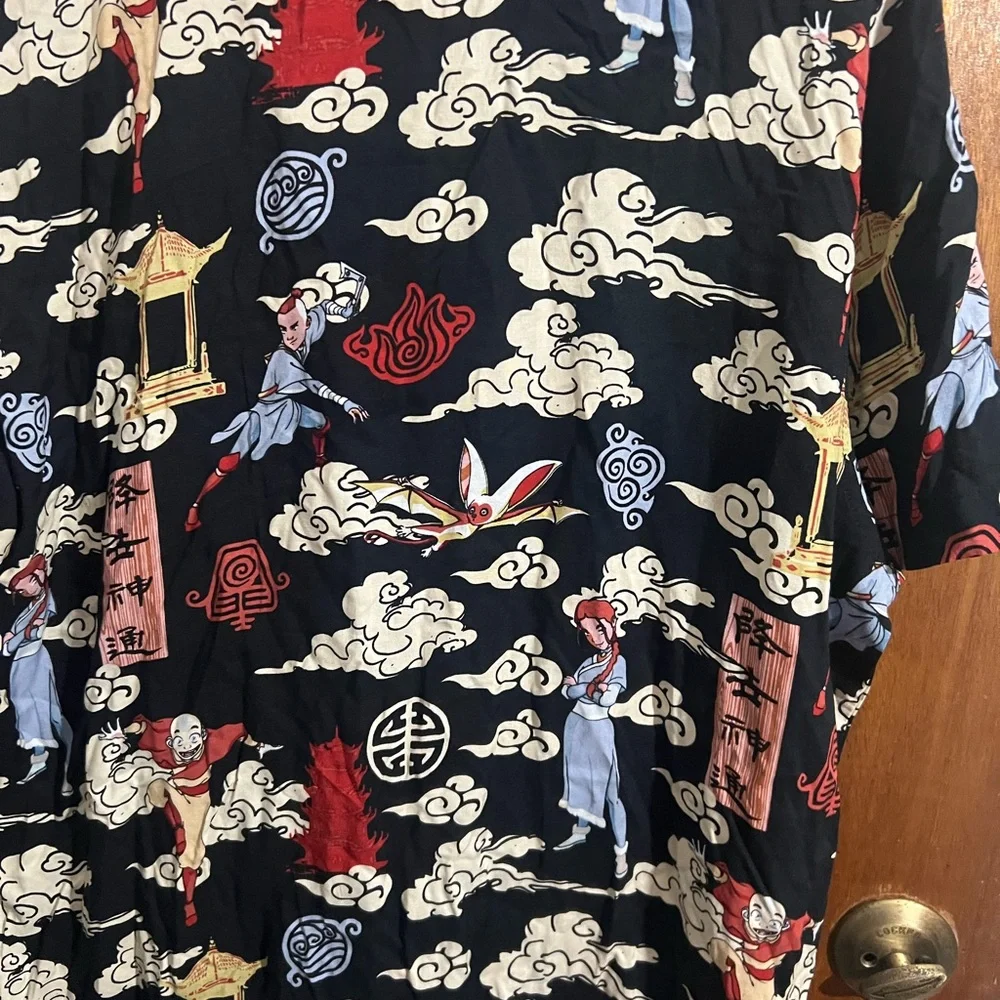 Avatar the Last Airbender Clouds Woven Button Up Shirt XL - Picture 4 of 4